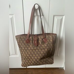 Dooney & Bourke Tote Bag